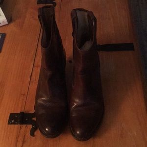 FRYE Women’s Jackie Button Short Boots, 8 M US